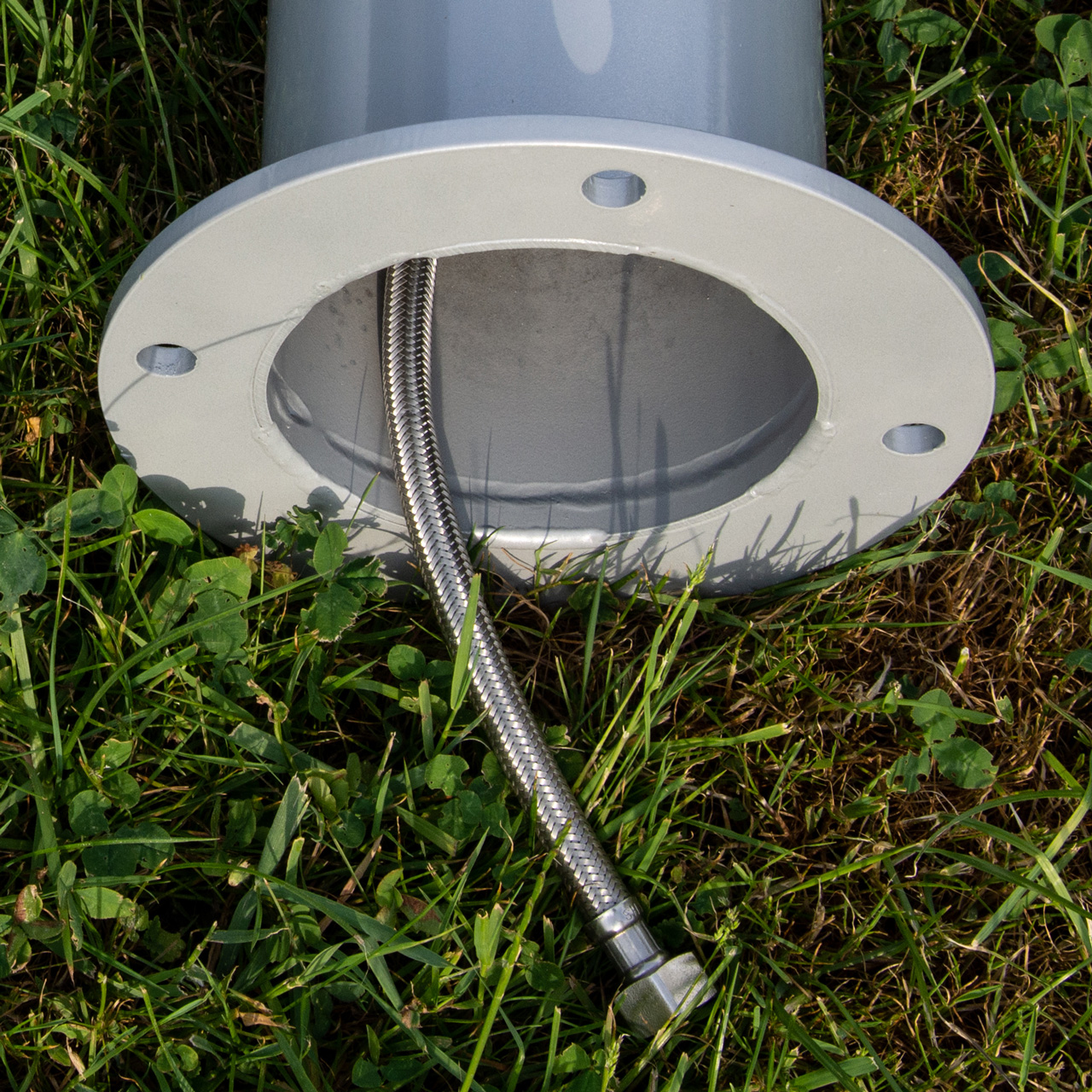 Wasserzapfsäule Anschluss unten